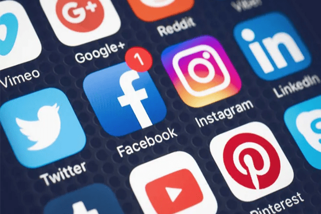 redes sociales revo02